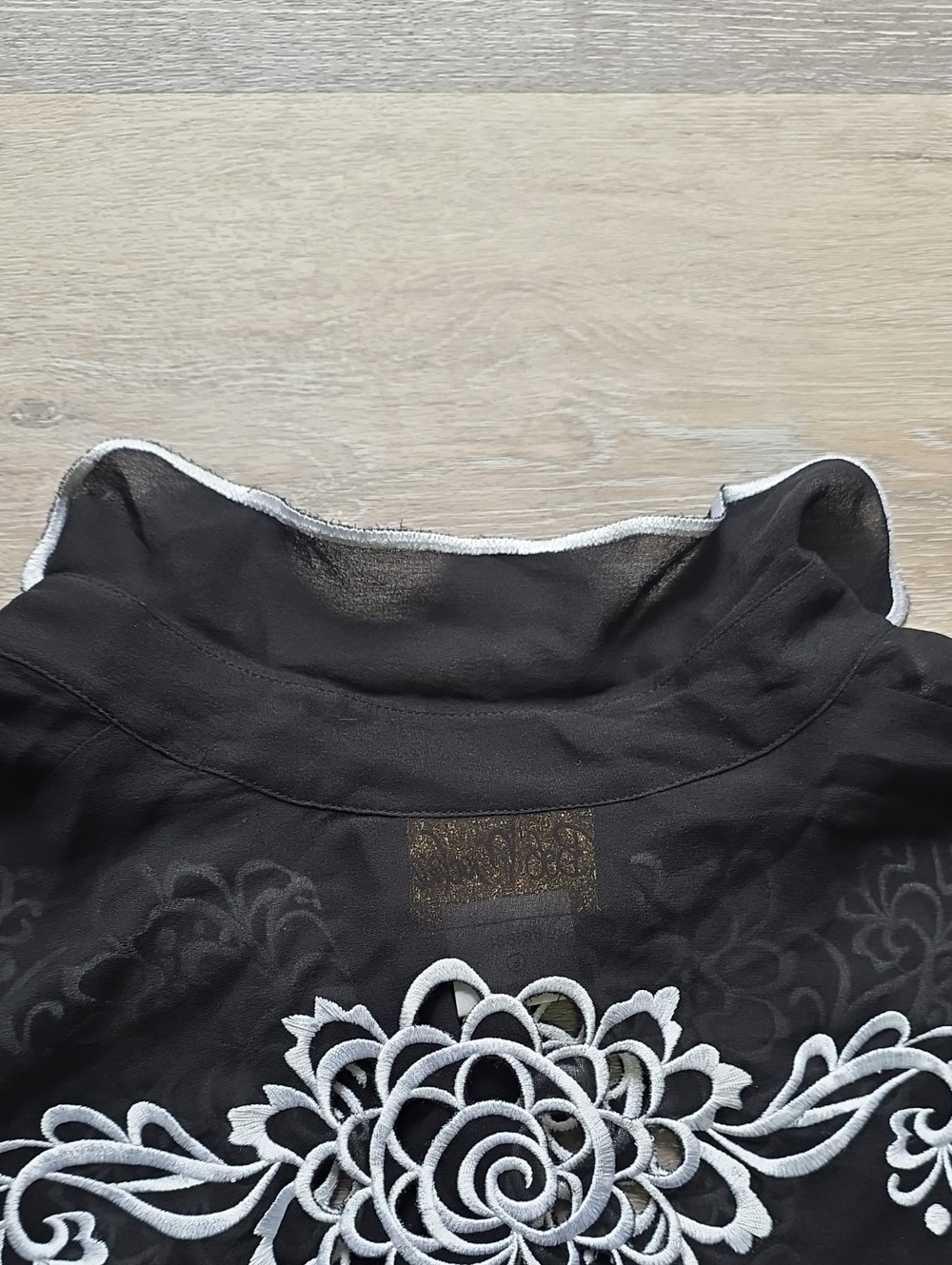 VNTG Womens Bob Mackie Wearable Art 100% Silk Embroidered Western Blouse Sz 1X - Picture 15 of 16